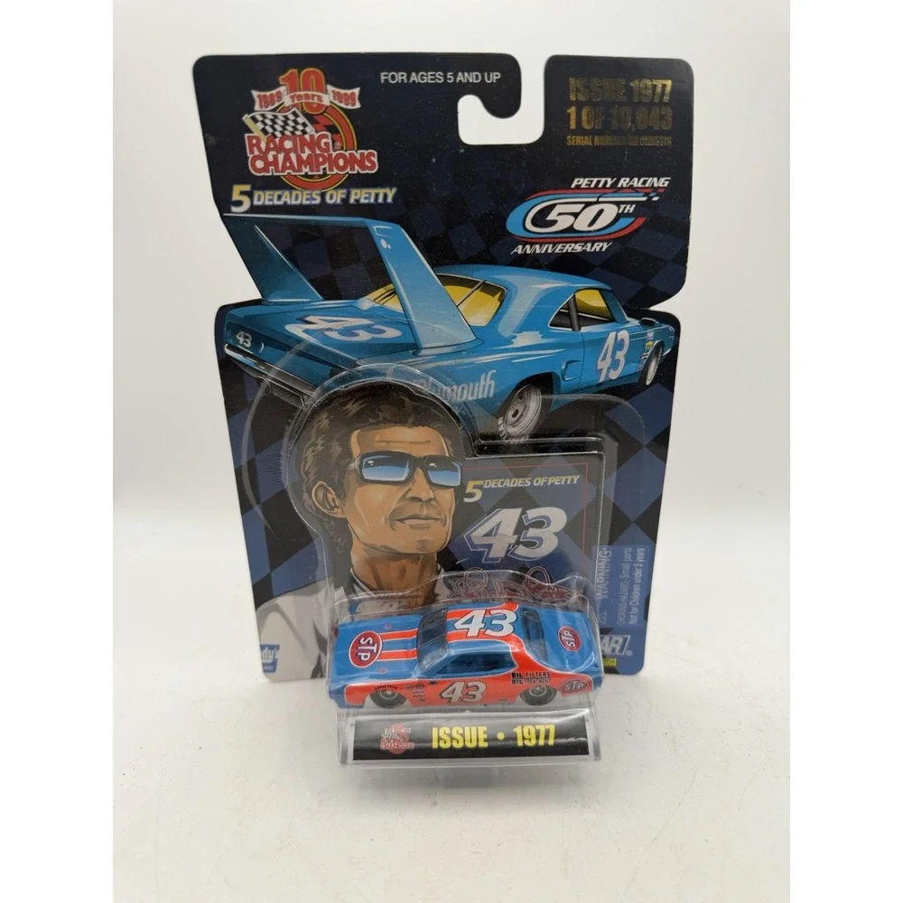 1999 Racing Champions Richard Petty #43 1971 Plymouth Road Runner 1:64 NASCAR